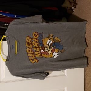 Old Navy large super Mario bros t-shirt